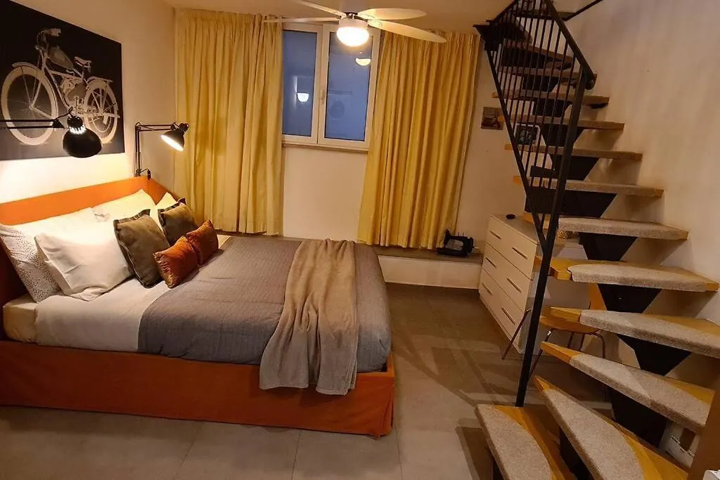 Vintage Colosseo Apartment Rome